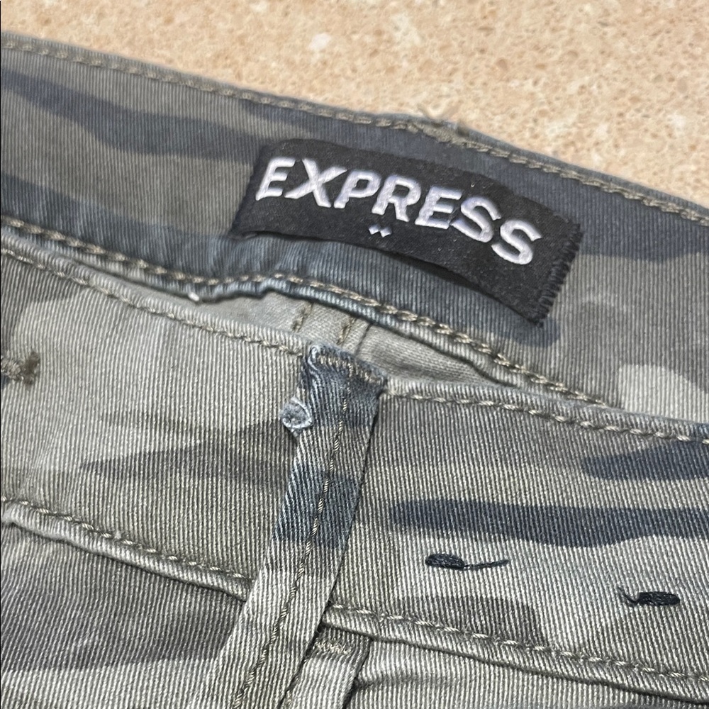 Express Green/Gray Camouflage Ankle Legging Mid Rise Pants - Picture 2 of 7